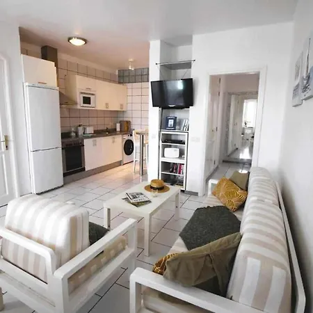 Nautic In Puerto Del Carmen *